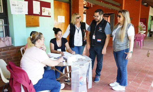 En una elección tranquila Guairá eligió a su gobernador