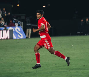 [VIDEO] Robert Rojas fue titular en la victoria del “Millonario” en amistoso internacional