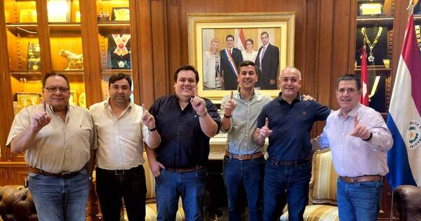 La Nación / Guaireños avalaron candidatura de Carlos Barreto a gobernador