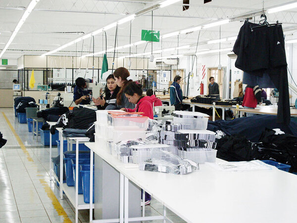 El Régimen de Importación de Materias Primas contribuye a sostener 35.800 puestos de trabajo - MarketData