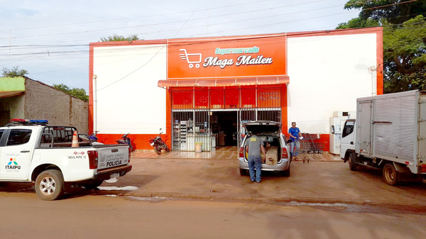 Roban G. 27 millones y una notebook de un supermercado del km 10 Acaray - La Clave