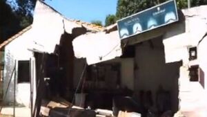 Conductor alcoholizado pierde el control y destroza una peluquería 