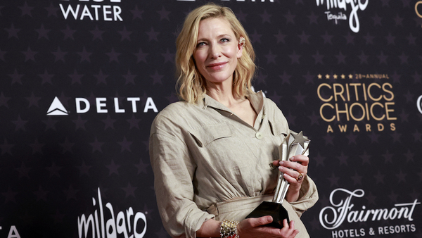 Diario HOY | Blanchett critica premios "patriarcales" al recoger galardón a mejor interpretación