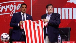 La Albirroja renueva con Puma hasta el 2026