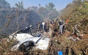 Video: pasajero grabó su propia muerte en el avión que se estrelló en Nepal - Mundo - ABC Color