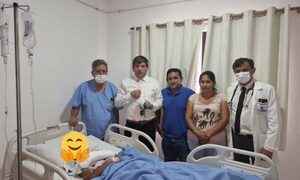 ¡Hijo de albañil al que robaron 40 millones ya se operó de las manos!