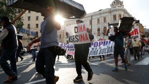 Perú: Caravana se dirige a Lima en reclamo de la renuncia de Boluarte - ADN Digital
