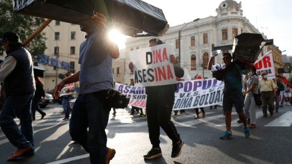 Perú: Caravana se dirige a Lima en reclamo de la renuncia de Boluarte - ADN Digital