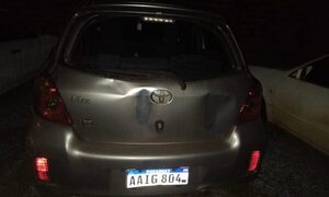 Borracha choca a transeúnte es detenida al huir