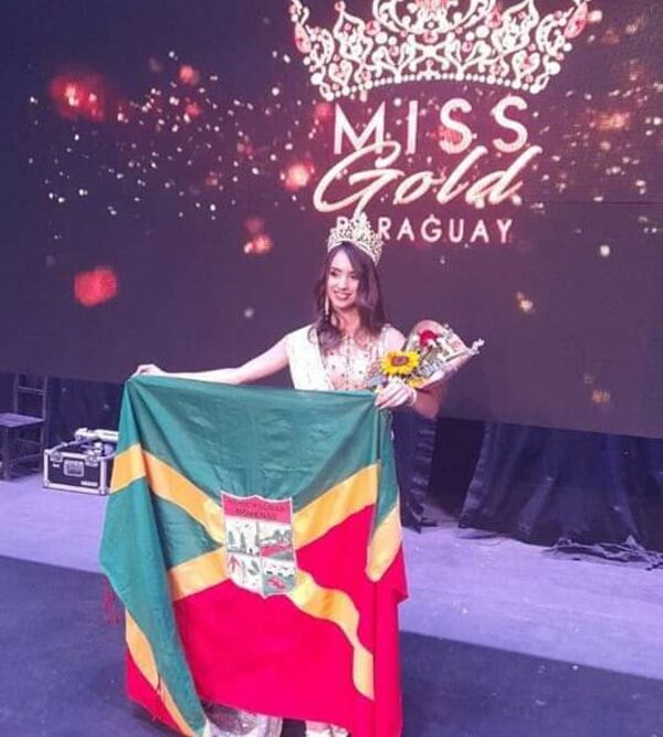 Monse Servián se consagró como Miss Gold Paraguay