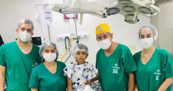 La Nación / La primera cirugía a Marcelito, el hijo del albañil al que le robaron todo sus ahorros, concluyó con éxito