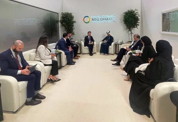 Castiglioni participa de “Semana de la Sustentabilidad” en Emiratos Árabes Unidos - Economía - ABC Color