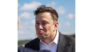 Elon Musk se enfrenta a juicio por fraude bursátil por un tuit de 2018 sobre Tesla - Revista PLUS