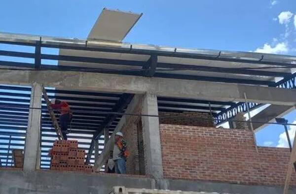 Trabajadores recibieron descarga eléctrica, pero "tenían un santo aparte"