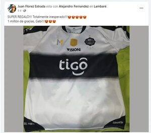 Murió en Argentina: Juan Florez, el turista español que se hizo fan del Olimpia en Paraguay - Nacionales - ABC Color