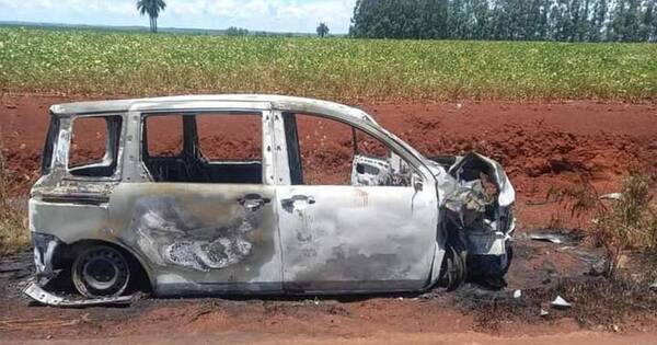 La Nación / Alto Paraná: vehículo se incendió tras accidente de tránsito en Cedrales