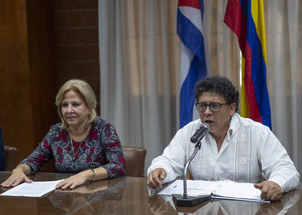 Cuba recibe más de 140 toneladas de ayuda humanitaria enviadas por Colombia - MarketData