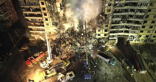Ucrania: 23 muertos por ataque ruso a edificio en Dnipro