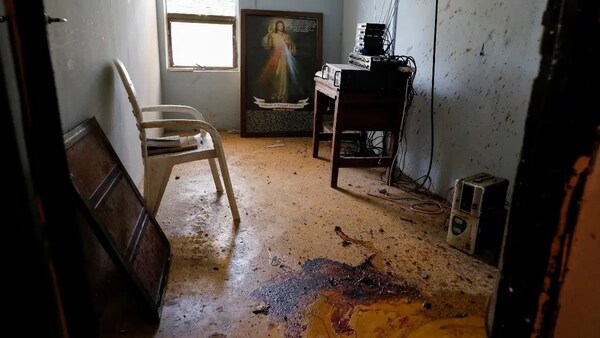 Un grupo terrorista quema vivo a un sacerdote en Nigeria - Informatepy.com