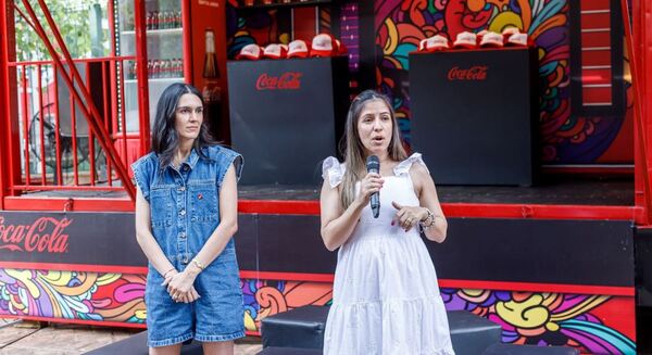 Con música y entretenimiento Coca-Cola invita a sus paradores de verano