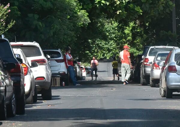 Cuidacoches piden a Cartes que frene estacionamiento tarifado en Asunción - Nacionales - ABC Color