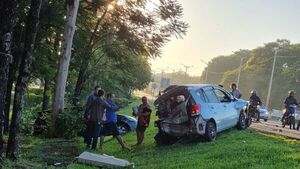 Bus ocasiona choque en cadena en Ciudad del Este