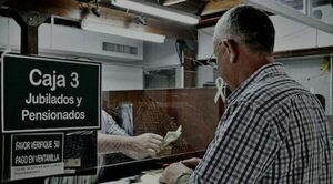Jubilados de IPS cobran hoy, con aumento del 8,1 %