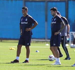 Mathías Villasanti y Luis Suárez podrían jugar juntos por primera vez - Fútbol Internacional - ABC Color