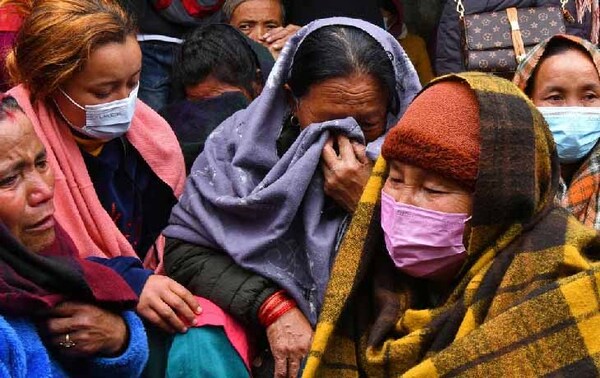 Entregan a familiares cuerpos de víctimas de tragedia aérea en Nepal – Prensa 5