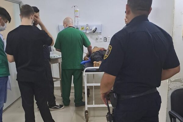 Diario HOY | Hombre disparó a ladrón para proteger a sus hijas cuando ingresó a la casa para robar