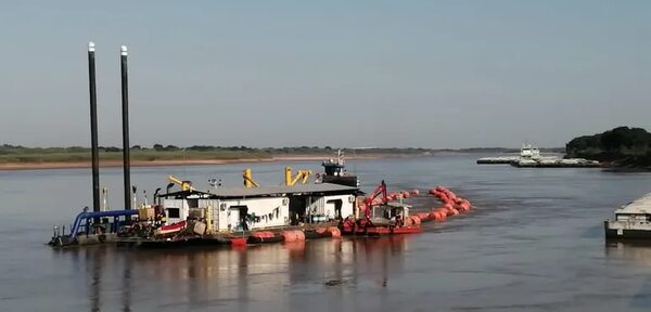 Este miércoles abrirían de nuevo paso para las embarcaciones, en el Km 60 del río Paraguay - Nacionales - ABC Color