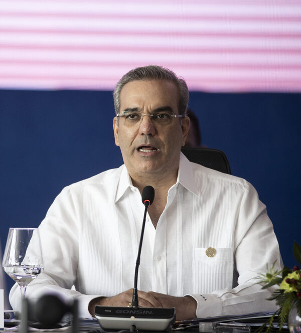 República Dominicana es un "oasis" de crecimiento, según su presidente - MarketData