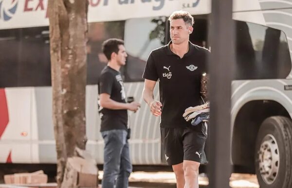 Martín Silva, otro año en Libertad - Fútbol - ABC Color