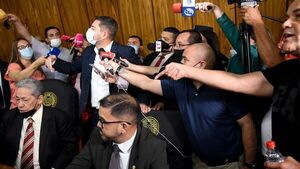 Forzada unidad de colorados en Diputados busca el poder electoral