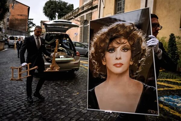 Abre la capilla ardiente para dar el último adiós a Gina Lollobrigida - Cine y TV - ABC Color