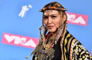 Madonna, la alcaldesa francesa y el cuadro desaparecido - Gente - ABC Color