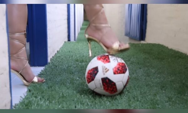 (VIDEO)El sexy anuncio de las chicas de Sportivo Luqueño sobre su vuelta a la cancha