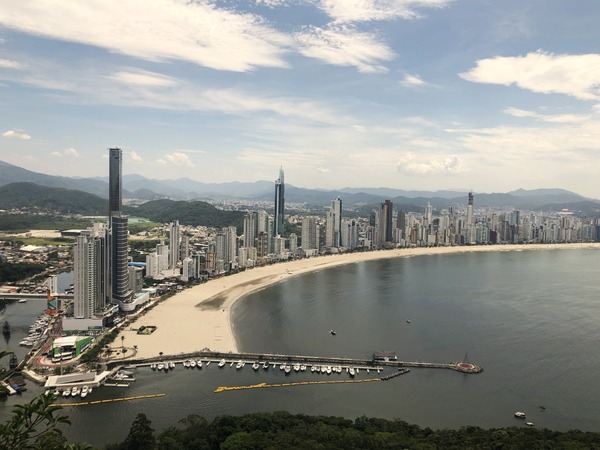 Playas de Camboriú no están habilitadas por contaminación