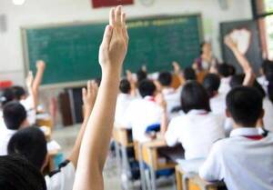 Estudian implementación del programa Jornada Escolar Extendida