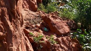 Vecinos aguardan reparación del mirador de Itá Pytã Punta