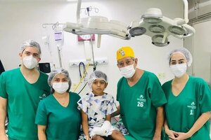 Marcelito recibió el alta tras ser operado en una mano