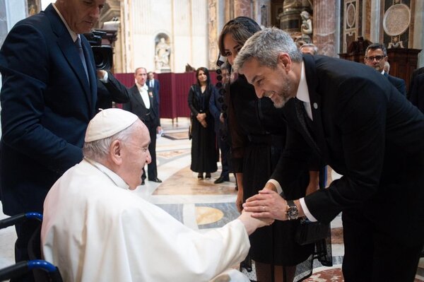 Mario Abdo Benítez viaja a Roma para cumplir citas con su par italiano y el papa Francisco - Revista PLUS