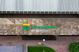 Petrobras aumenta su producción un 3,2% superando la meta prevista - Revista PLUS