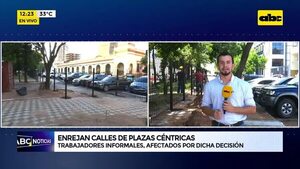 Enrejan calles de plazas céntricas - ABC Noticias - ABC Color