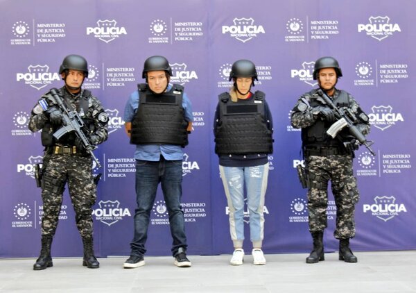 En El Salvador, detienen a una mujer señalada de ser el cerebro del crimen de Marcelo Pecci | 1000 Noticias