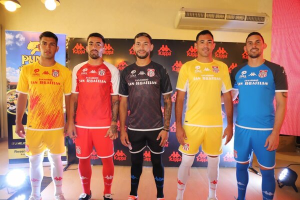 General Caballero presentó sus indumentarias para la temporada 2023