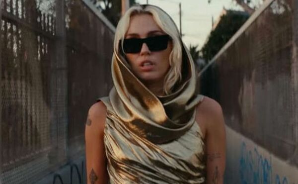 Miley Cyrus, Liam Hemsworth, 'Flowers' y la casa ¿de las 14 infidelidades?