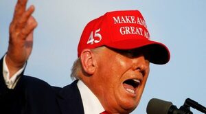 Trump presiona a Facebook para restaurar su cuenta