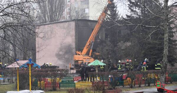 La Nación / Helicóptero cae sobre una guardería en Kiev