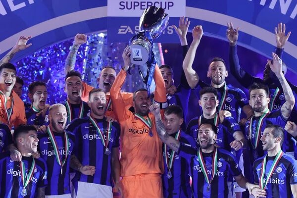 Inter conquista la Supercopa de Italia tras aplastar al AC Milan - Fútbol Internacional - ABC Color